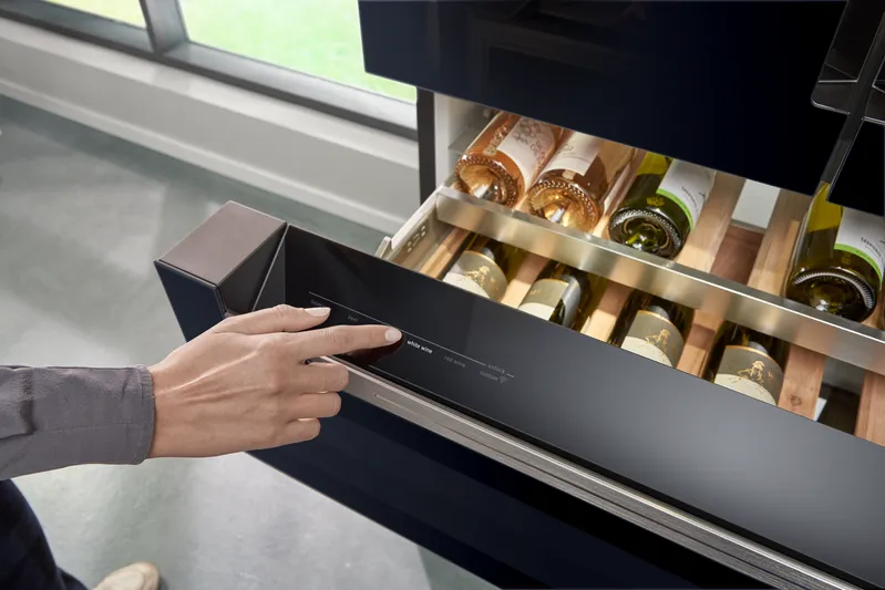 Siemens Home Connect ile buzdolabını istediğin yerden yönet.